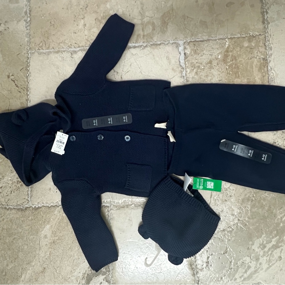 COPY - Baby Gap sweater hoodie pants and hat set
